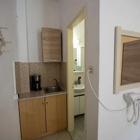 Eleni Neo Klima 3*
